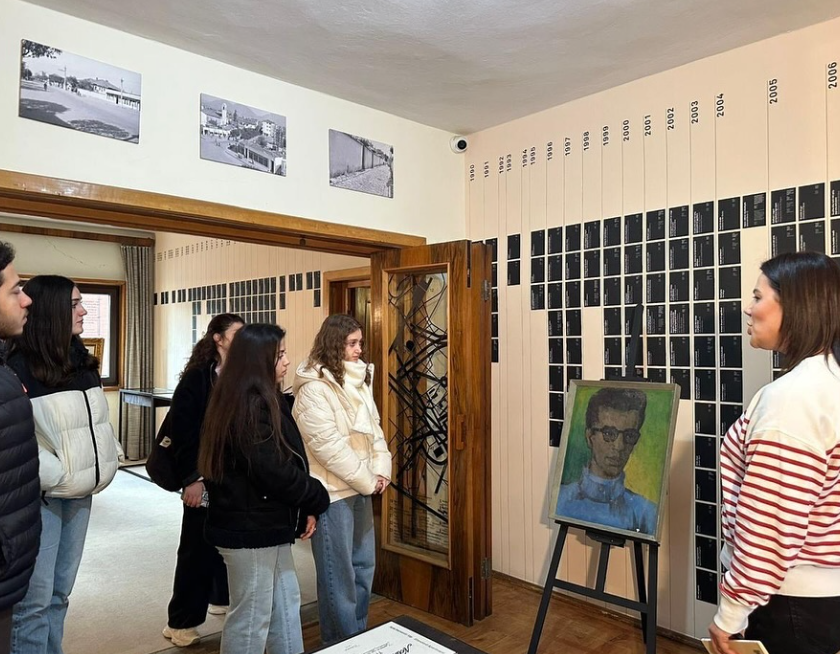 Foto nga aktiviteti: Një udhëtim frymëzues mes historisë dhe letërsisë!